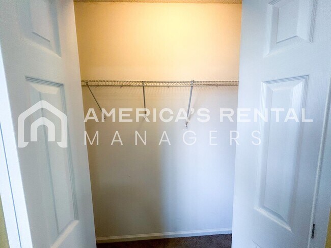 Building Photo - Home for Rent in Birmingham!