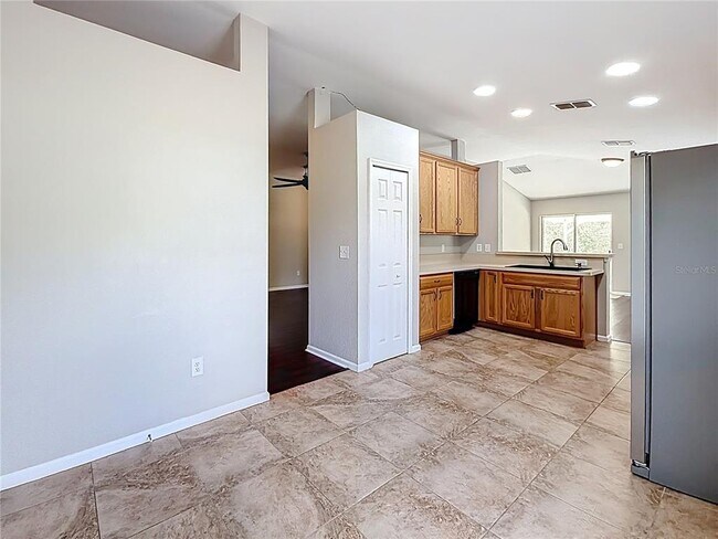 Building Photo - 6358 SW 155th Pl