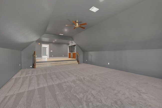 Building Photo - Luxury 4BR Home with River Views & Entertainer’s Bonus Room
