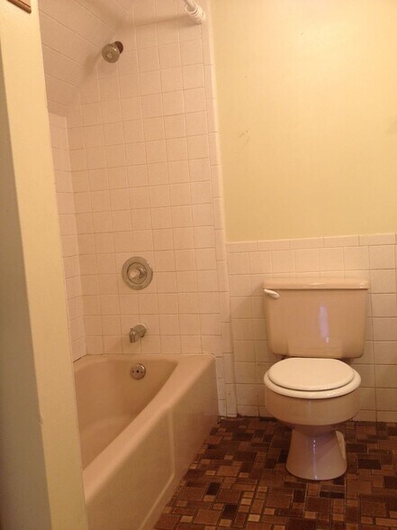 Building Photo - 2916 N Cramer St