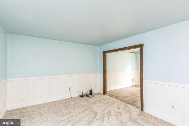 Building Photo - 311 Oakridge Dr