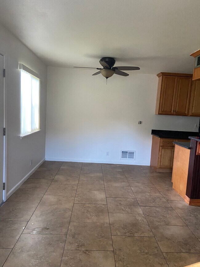 Building Photo - 853 Gilchrist Walkway