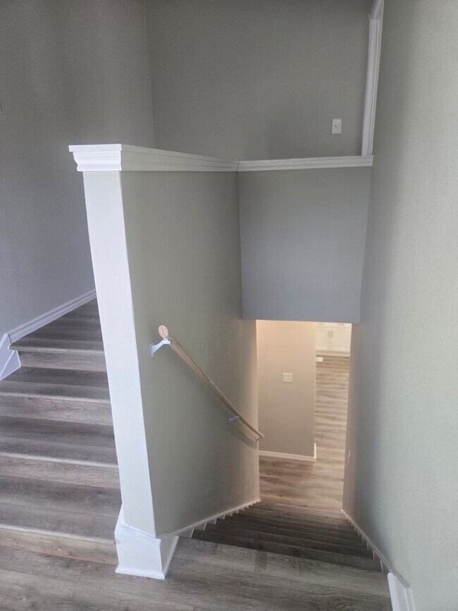 Building Photo - Newly remodeled 4 bedroom 3 full bath two story home located in the heart of Weatherford, TX