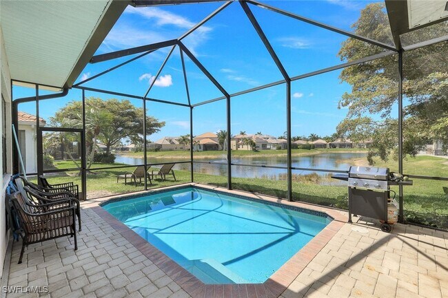 Building Photo - 1685 Serrano Cir