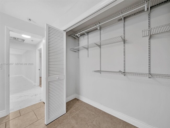 Building Photo - 10251 NW 39th Ct