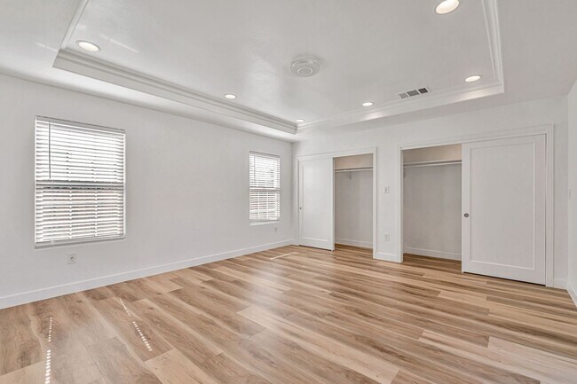 Building Photo - Beautifully Maintained 3-Bedroom Home l Hu...