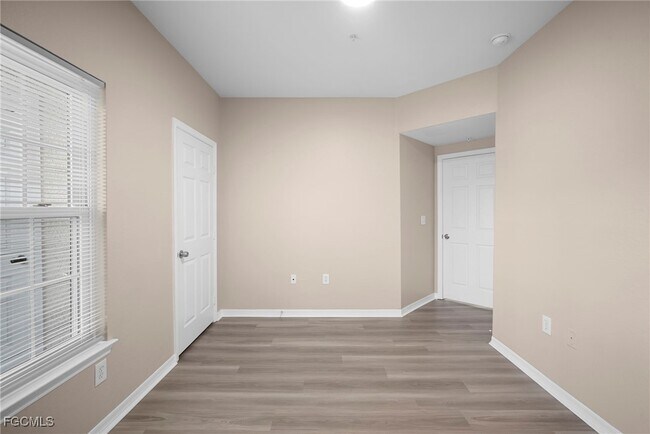 Building Photo - 23660 Walden Center Dr