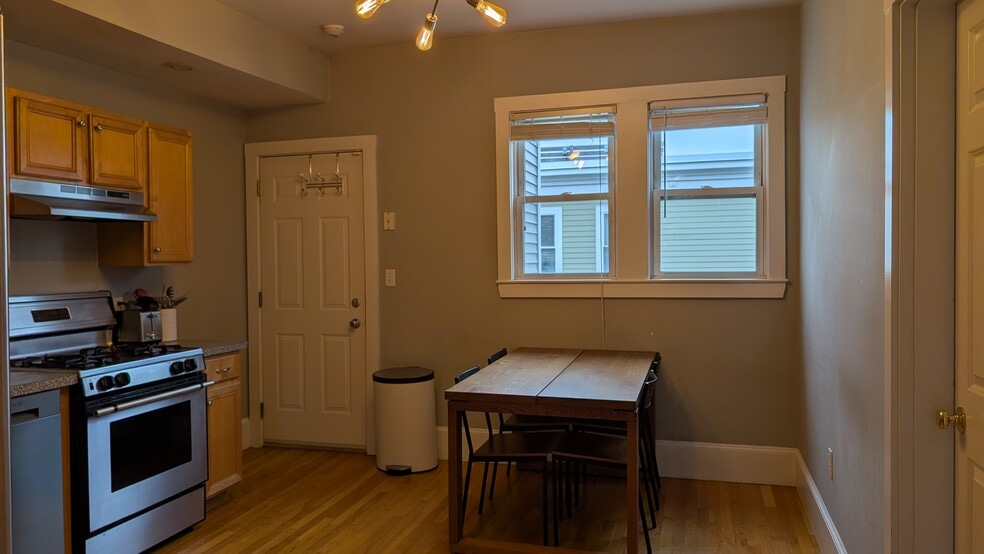 Building Photo - 367 Cardinal Medeiros Ave