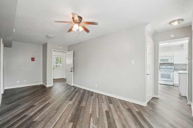 Building Photo - 8412 Avenue L