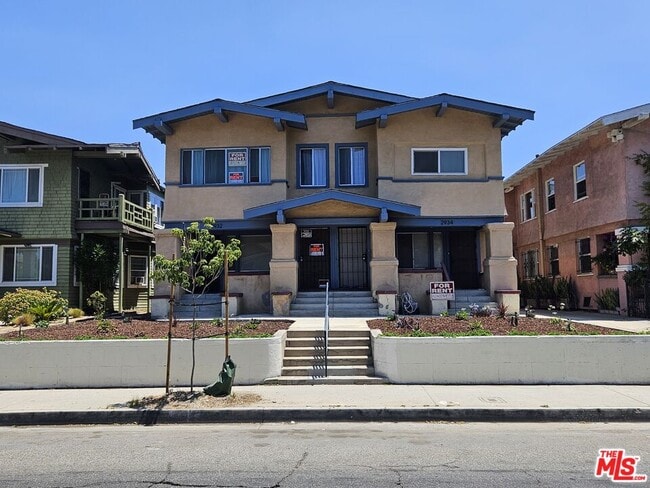 Primary Photo - 2932 1/2 Normandie Ave