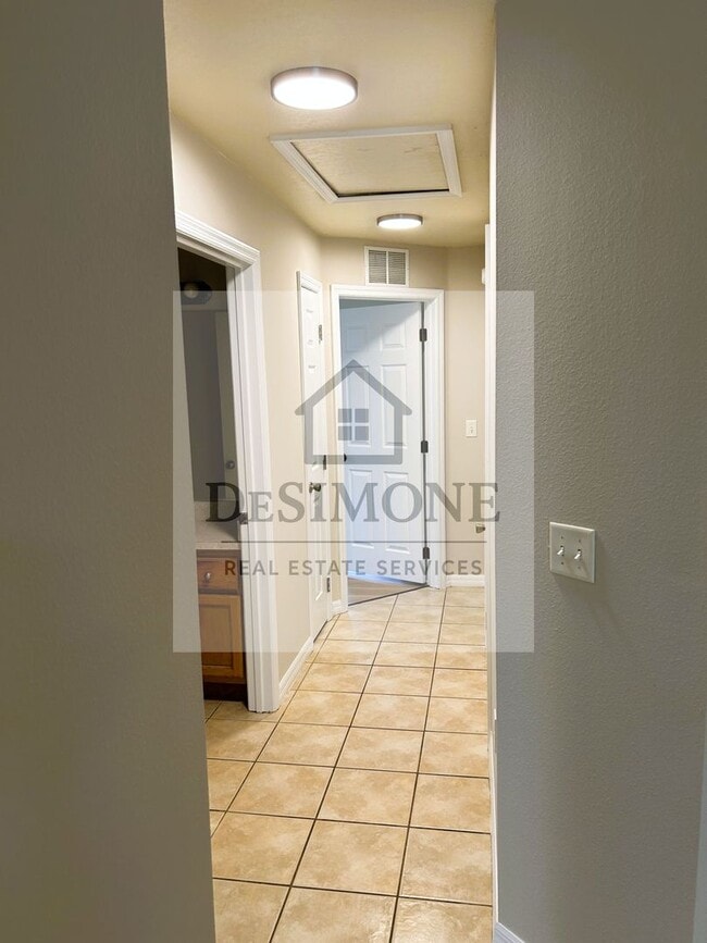 Building Photo - Spring Haven (3)