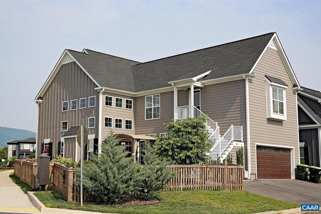 Building Photo - 6842 Chancery Ln