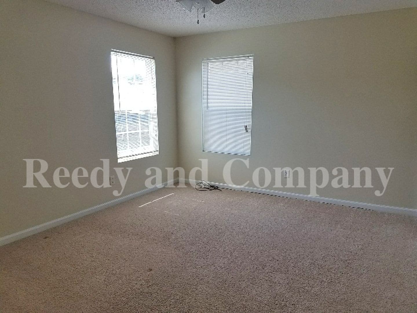 Building Photo - 10094 Chariden Dr