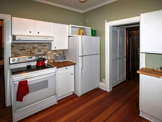 Building Photo - 705 W 3rd St