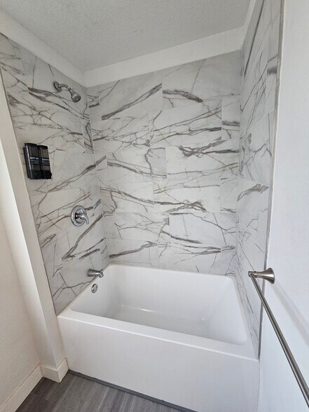 Building Photo - 5814 Goodsprings Ct