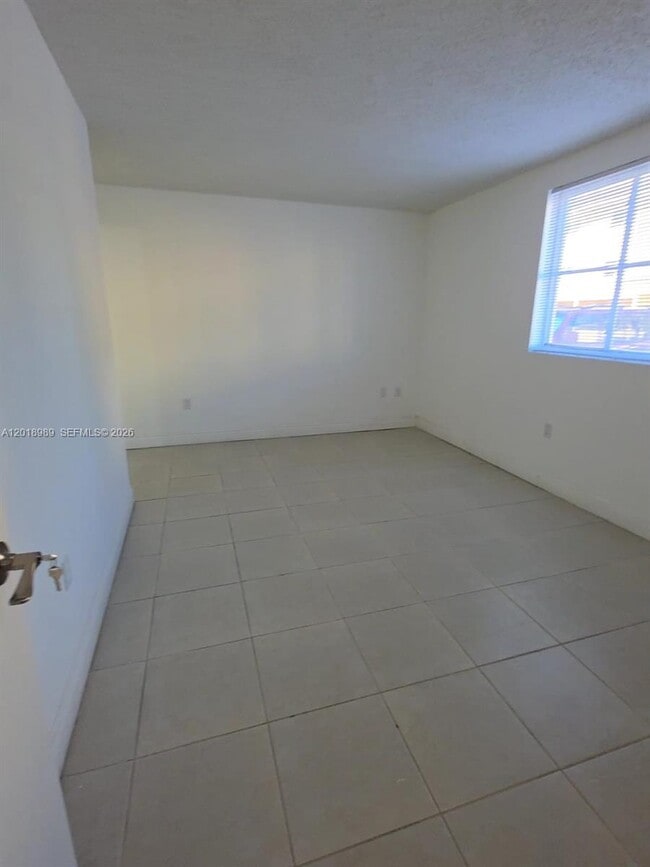 Building Photo - 14961 SW 82nd Ln