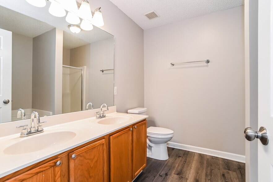 Building Photo - 8504 Stoneman Pl