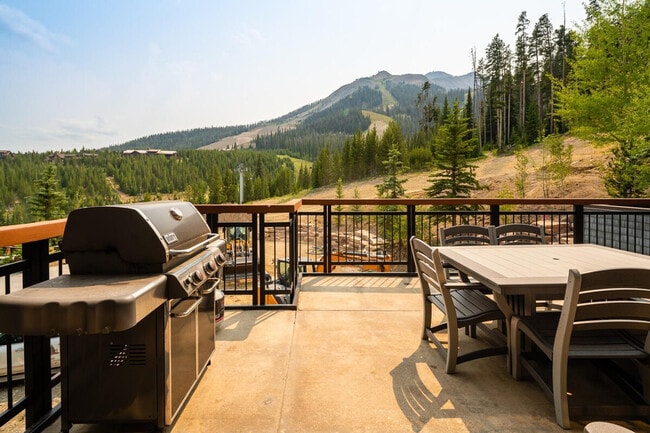 Building Photo - 66 Mountain Loop Rd