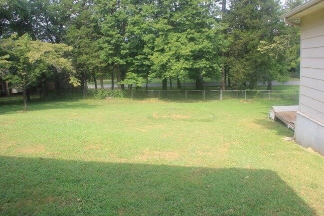 Building Photo - 3009 Oakland Dr NW