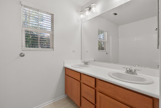 Building Photo - 4BR Gated Riverside Home | Fireplace | 2-Car Garage | Washer/Dryer | 3D Tour