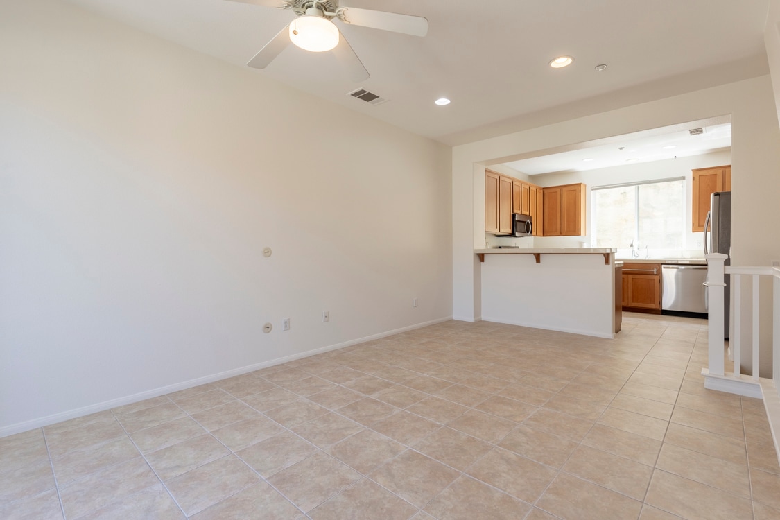 Building Photo - 1143 Terracina Ln