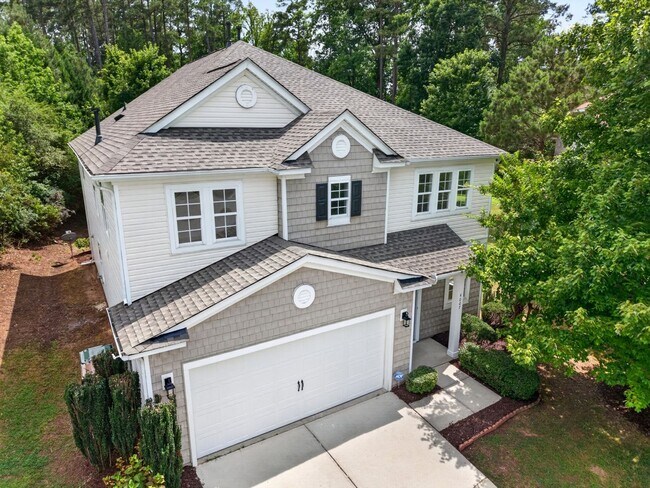 Building Photo - 4007 Jockey Club Circle