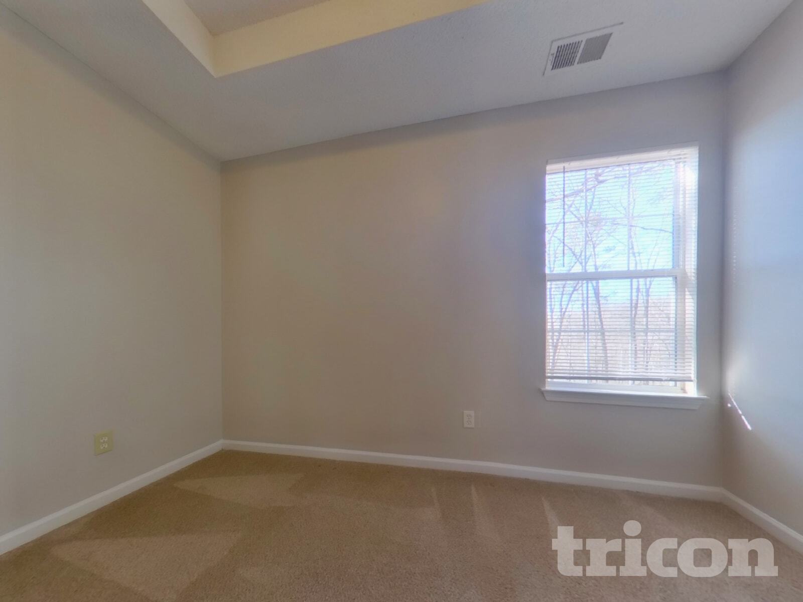 Building Photo - 4600 White Rd