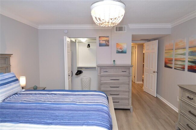 Building Photo - 4908 38th Way S