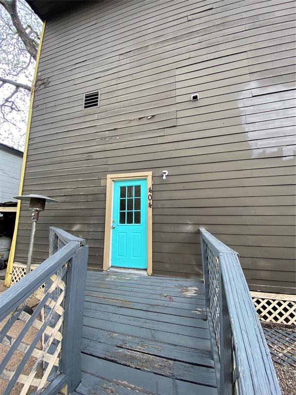 Building Photo - 404 Hawthorne St