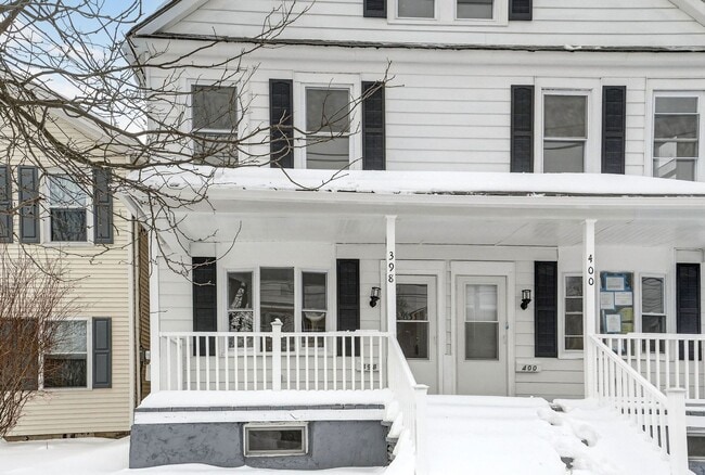 Building Photo - 398-400 N. Maple Ave