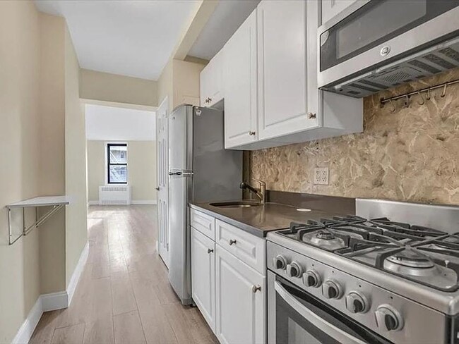 Building Photo - 50 Shore Blvd