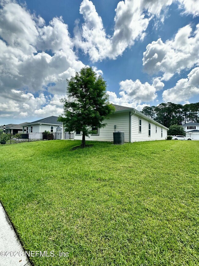 Building Photo - 227 Sawmill Landing Dr
