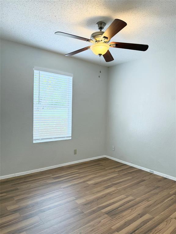 Building Photo - 9901 Hundred Oaks Cir