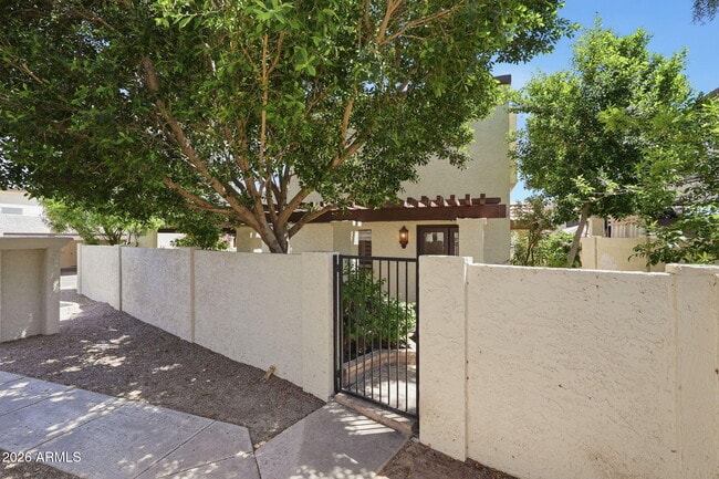 Building Photo - 8825 S 48th St