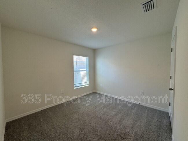 Building Photo - 11505 Timber Grv Ln