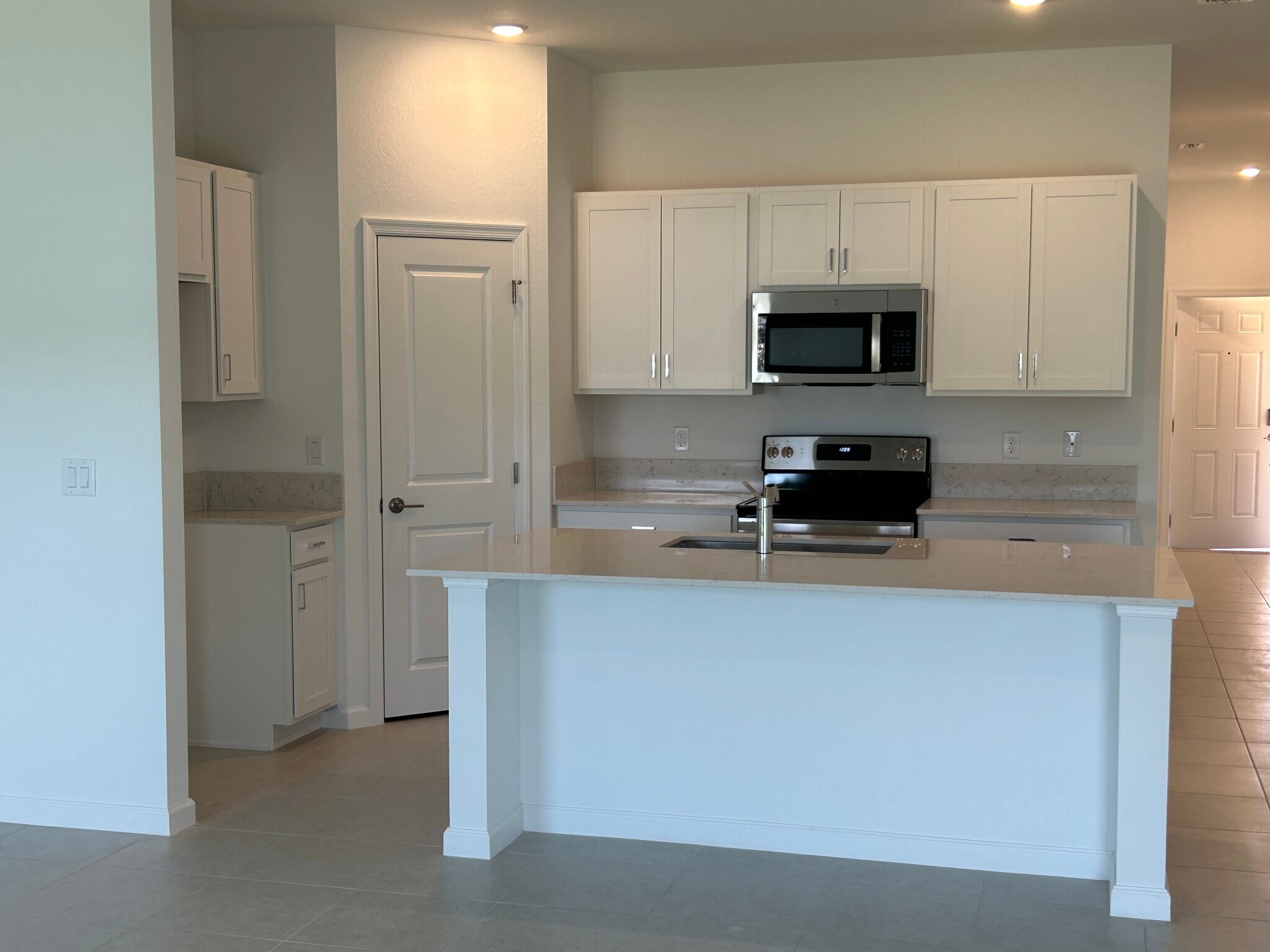 Kitchen Area - 4213 Longmour Ln