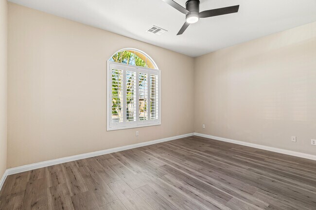 Building Photo - 1267 Oro Ridge