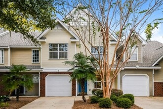 Building Photo - Comfort, Convenience, and Community Living...