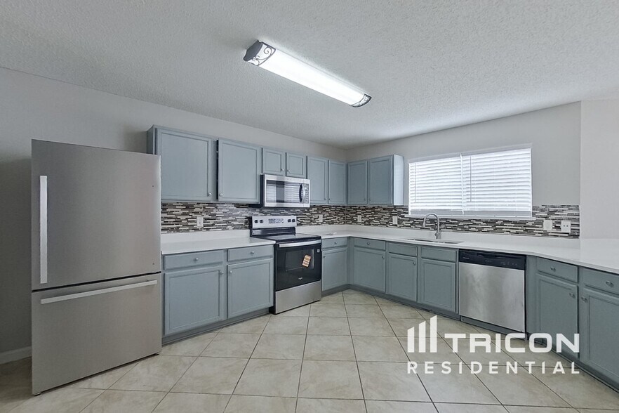 Building Photo - 6209 Winnebago Ct