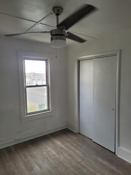 Building Photo - 366 North St