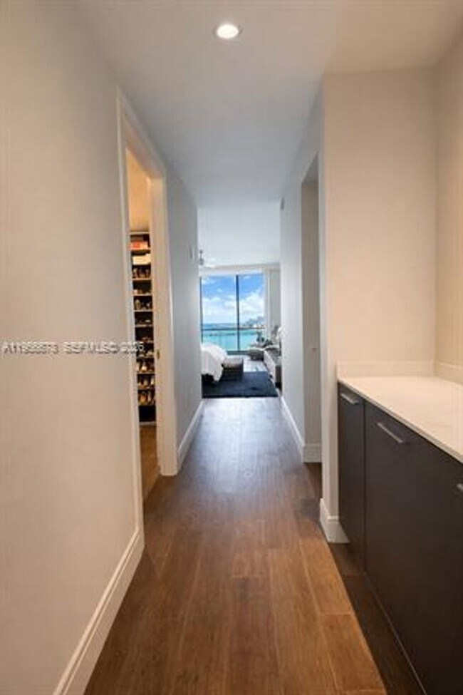 Building Photo - 3300 NE 188th St