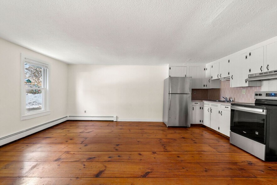 Primary Photo - 97 Groton St