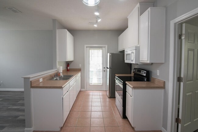 Building Photo - 1465 Nena Hills Ct