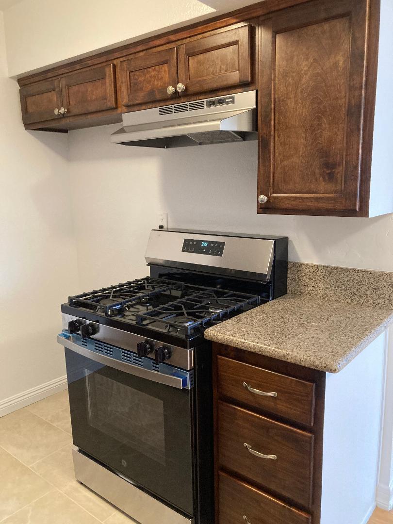 Building Photo - 4660 Coldwater Canyon Ave