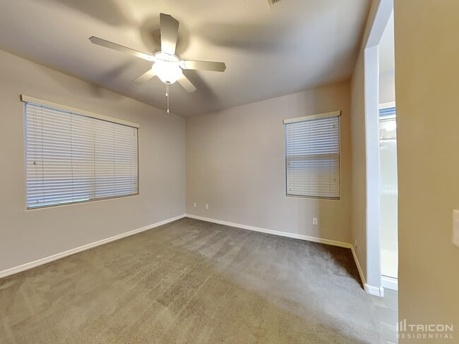 Building Photo - 4891 E Velasco St