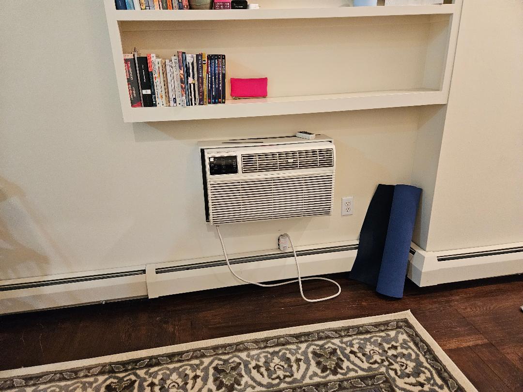 Building Photo - 155 Bradley St