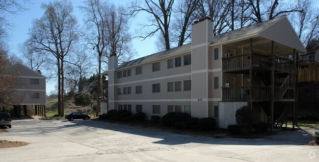 Building Photo - George's Mews
