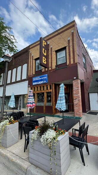 Building Photo - 502 Woodworth Ave