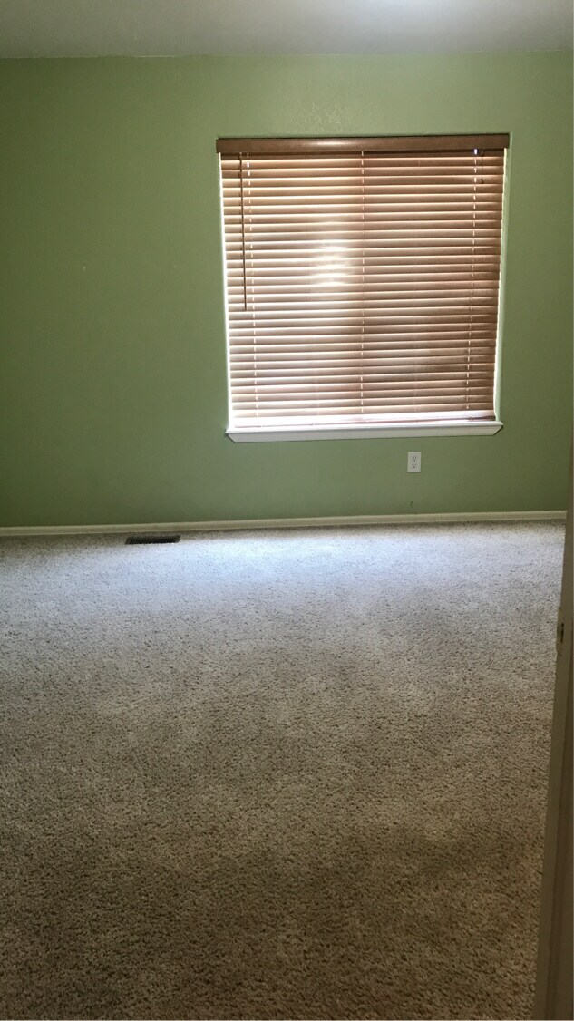 Building Photo - 3026 45th Ave