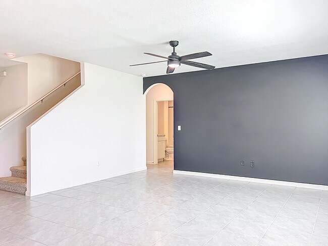 Building Photo - 870 Remington Green Dr SE